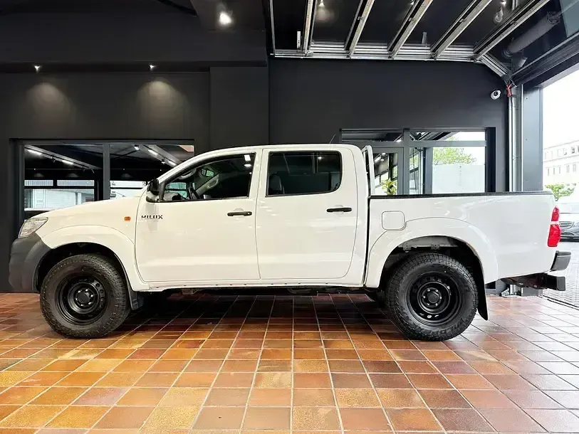 Gebraucht Toyota HiLux 144 PS (105 kW) 2015 Super white 2 Pickup