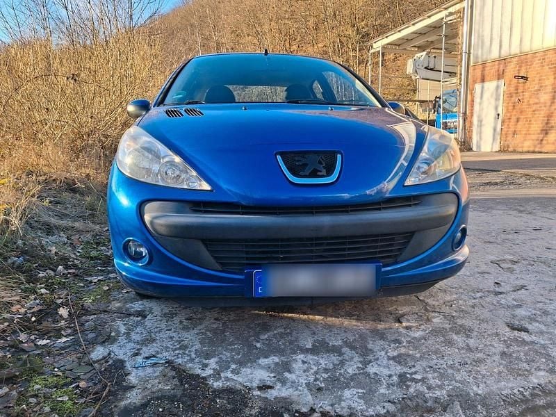 Blau Gebraucht 2009 Peugeot 206+ Kleinwagen | 1.000 € (Guter Preis) - Bild 1/4