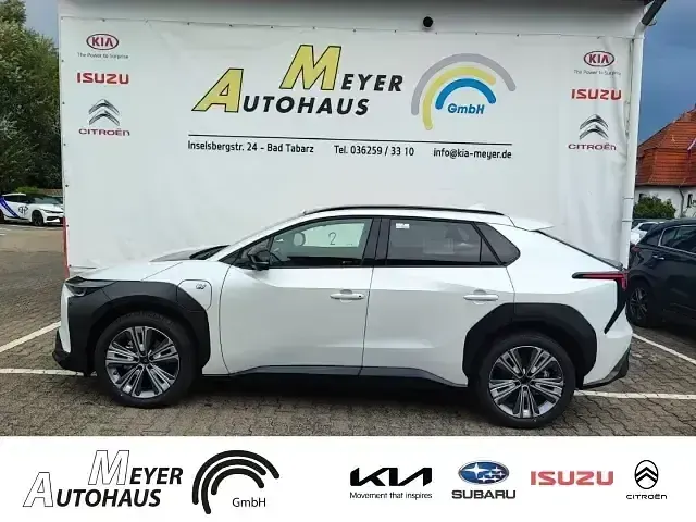Gebraucht Subaru Solterra Platinum 160 kW (218 PS) 2024 Plat. white prl mica SUV