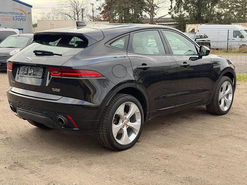 Second-hand Jaguar E-Pace R-Dynamic 179 CP (131 kW) 2018 Negru SUV