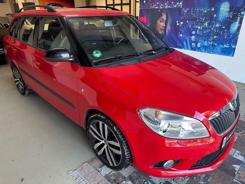 Gebraucht Skoda Fabia RS 179 PS (131 kW) 2011 Rot Kombi