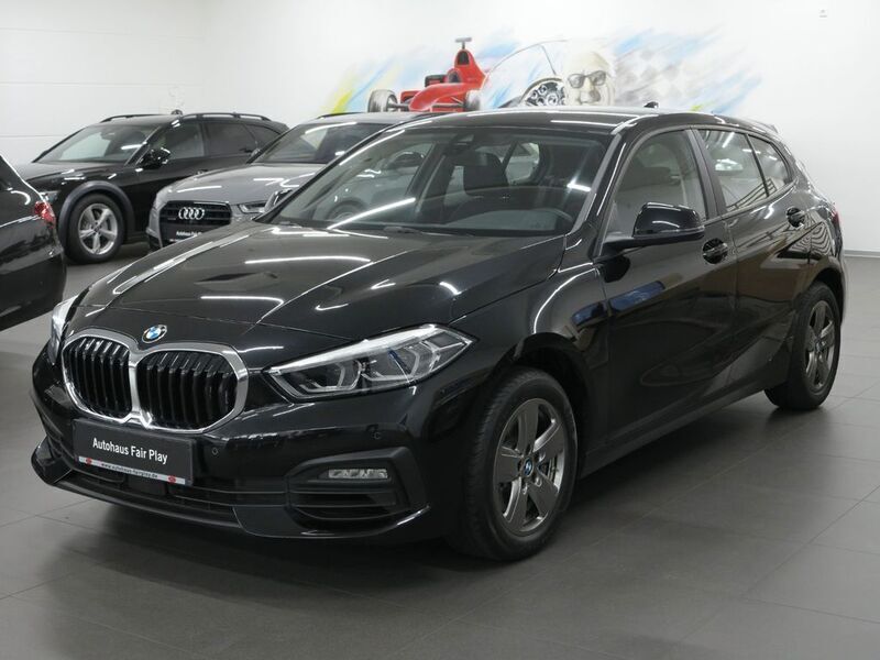 Schwarz Gebraucht 2020 BMW 118 Kleinwagen | 19.100 € (Fairer Preis) - Bild 1/4