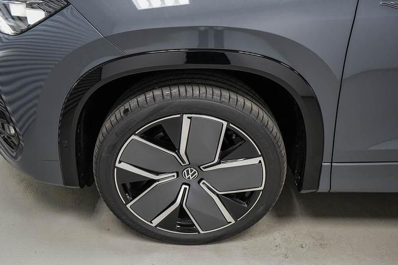 Neu VW Tayron R-line 193 PS (141 kW) 2025 Delfingrau metallic (b0) SUV