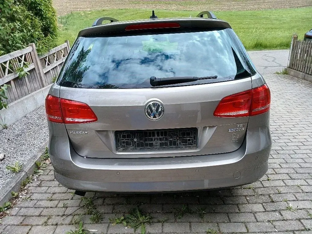 Gebraucht VW Passat Trendline 122 PS (89 kW) 2014 Kombi