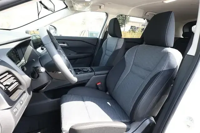 Neu Nissan X-Trail N-Connecta 158 PS (116 kW) 2026 Pearl white perleffekt pearl white perleffekt SUV
