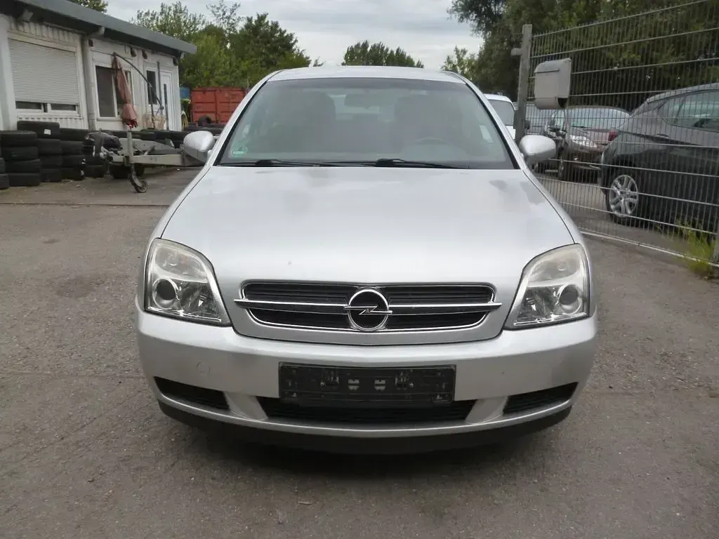 Gebraucht Opel Vectra Comfort 122 PS (89 kW) 2002 Silber Limousine