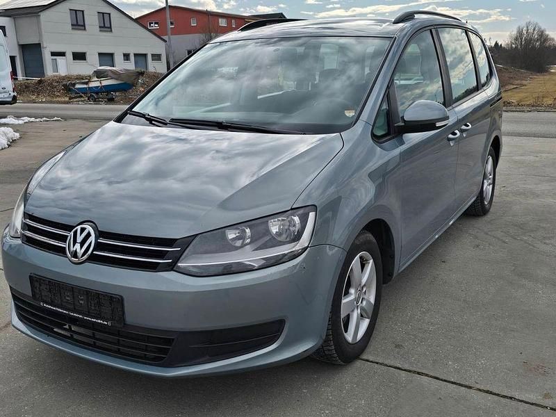 Gebraucht VW Sharan 140 PS (102 kW) 2010 Grau Van / Kleinbus