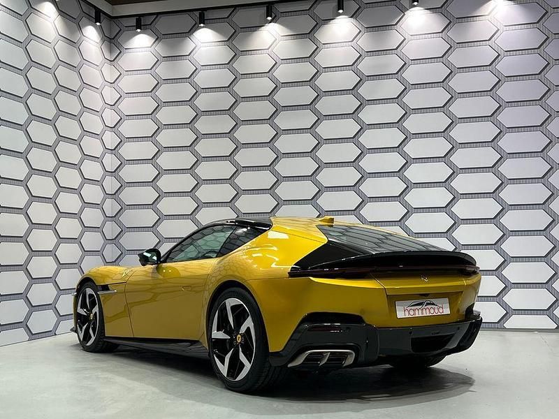 Neu Ferrari 12 Cilindri 829 PS (609 kW) 2025 Gelb