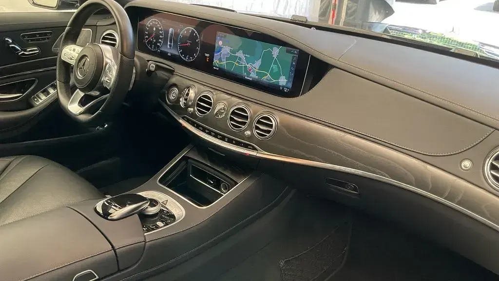 Gebraucht Mercedes S560 AMG 469 PS (344 kW) 2018 Grau Limousine