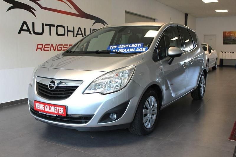 Gebraucht Opel Meriva 120 PS (88 kW) 2012 Silber Van / Kleinbus