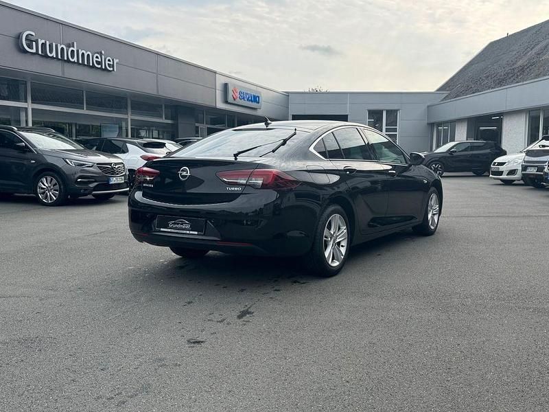 Gebraucht Opel Insignia Innovation 165 PS (121 kW) 2018 Schwarz Limousine