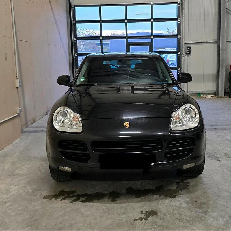 Schwarz Gebraucht 2001 Porsche Cayenne S SUV | 6.555 € - Bild 1/4