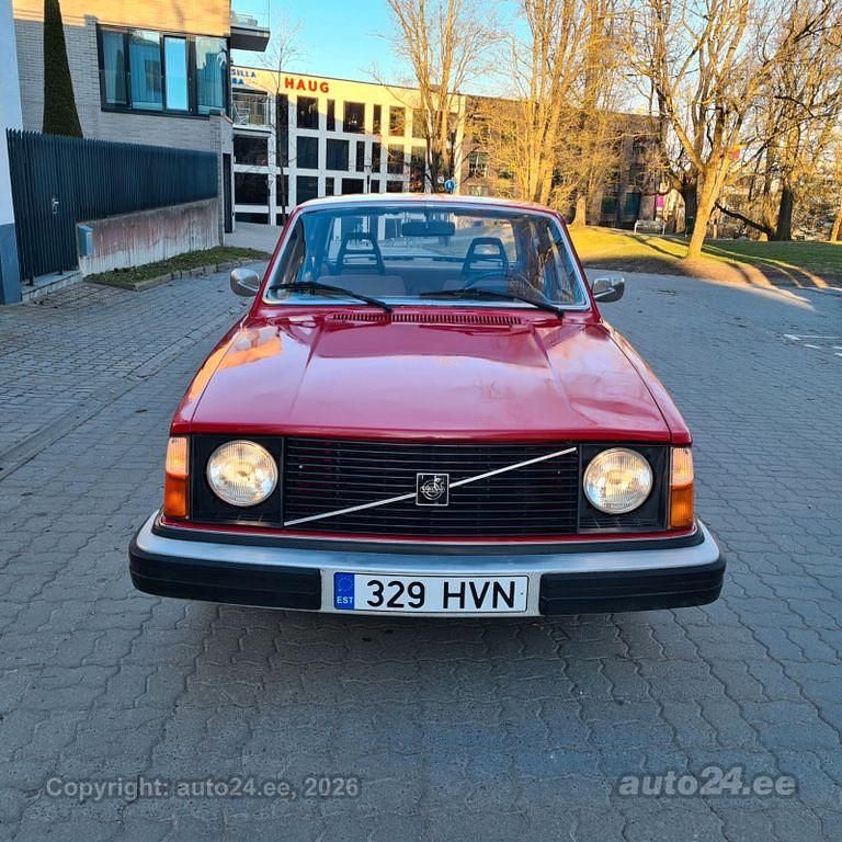 Gebraucht Volvo 244 101 PS (74 kW) 1979 Rot Limousine