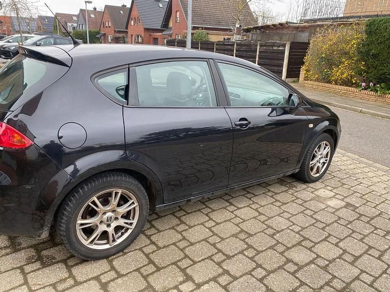 Gebraucht Seat Leon Reference 86 PS (63 kW) 2009 Schwarz Kleinwagen