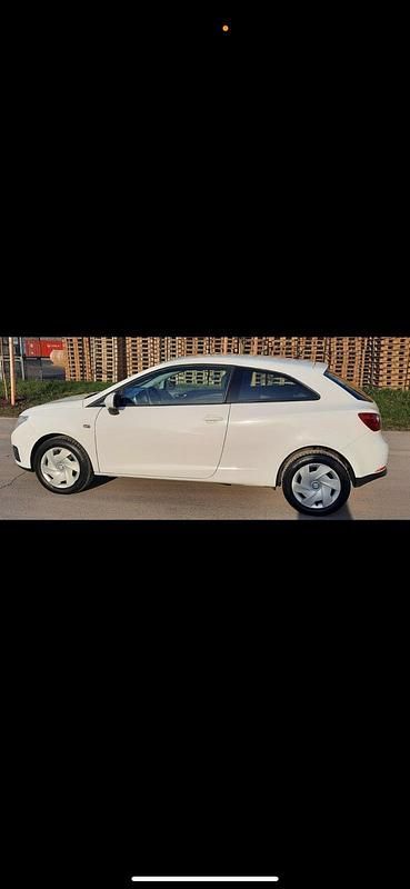 Gebraucht Seat Ibiza 69 PS (50 kW) 2011 Weiß Limousine