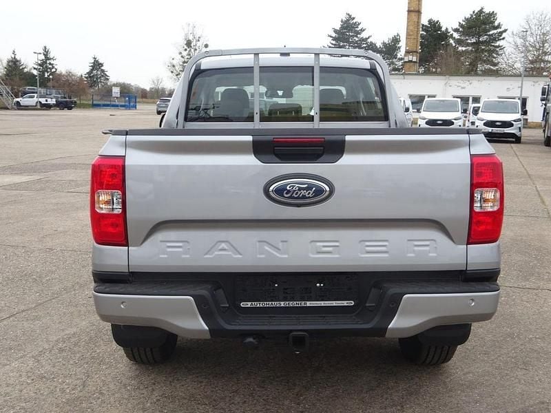 Neu Ford Ranger XLT 170 PS (125 kW) 2026 Silber Pickup