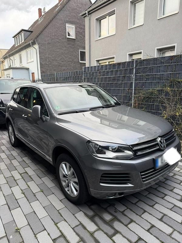 Gebraucht VW Touareg 245 PS (180 kW) 2014 Grau SUV
