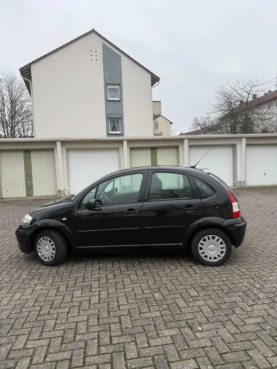 Gebraucht Citroën C3 90 PS (66 kW) 2009 Schwarz Limousine
