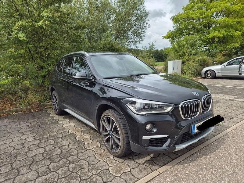 Schwarz Gebraucht 2018 BMW X1 xLine SUV | 15.900 € (Guter Preis) - Bild 1/4