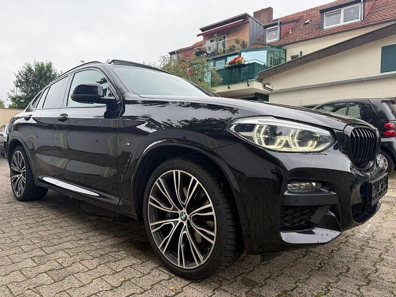 Schwarz Gebraucht 2020 BMW X4 Sport Line SUV | 30.500 € (Fairer Preis) - Bild 1/4