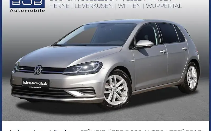 Gebraucht VW Golf VII Comfortline 131 PS (96 kW) 2019 Limousine