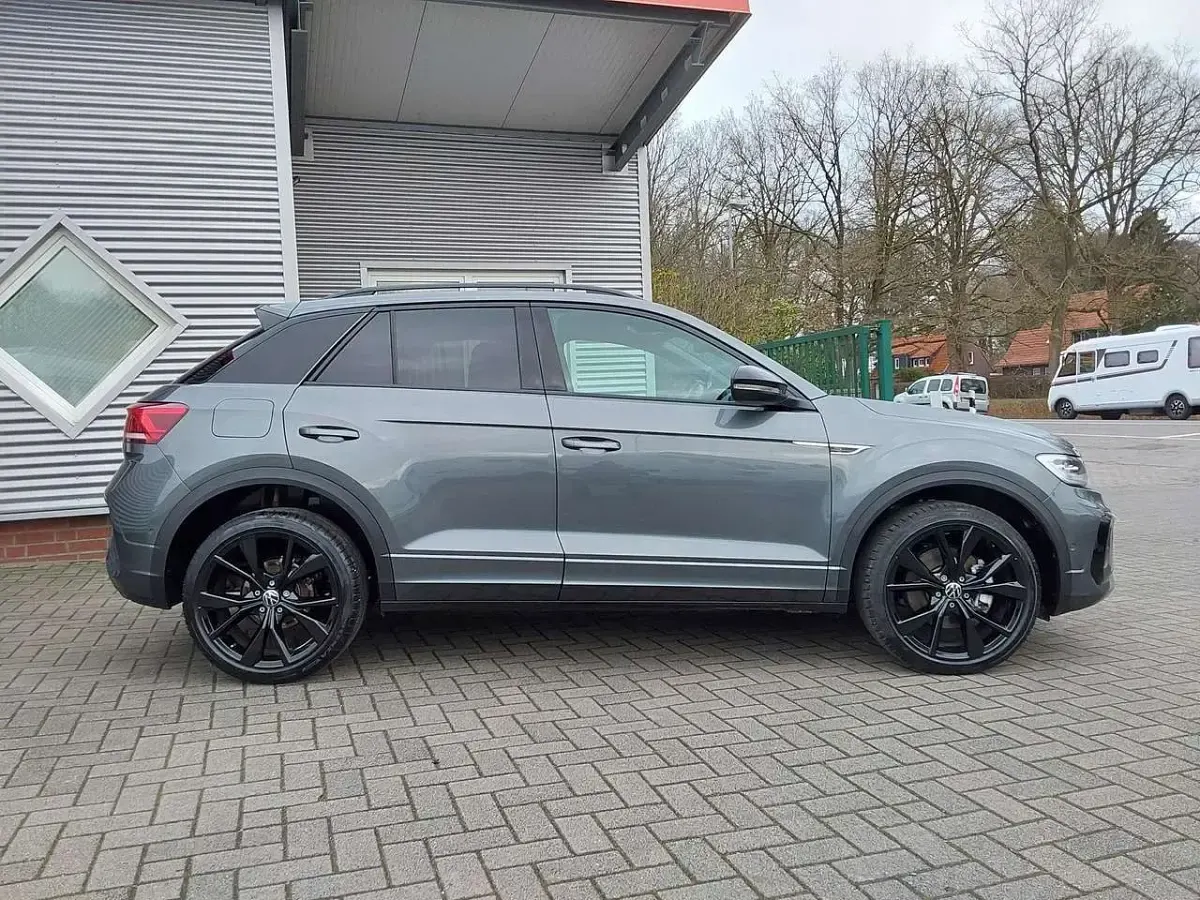 Gebraucht VW T-Roc Style 150 PS (110 kW) 2025 Grau SUV