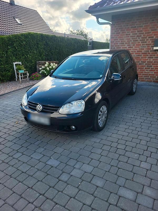 Schwarz Gebraucht 2005 VW Golf V Limousine | 850 € (Superpreis) - Bild 1/4