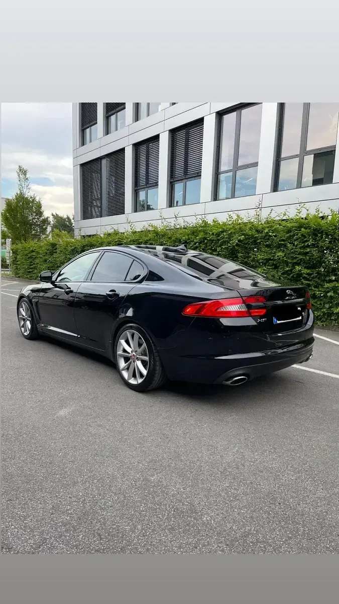 Gebraucht Jaguar XF S 275 PS (202 kW) 2014 Schwarz Limousine