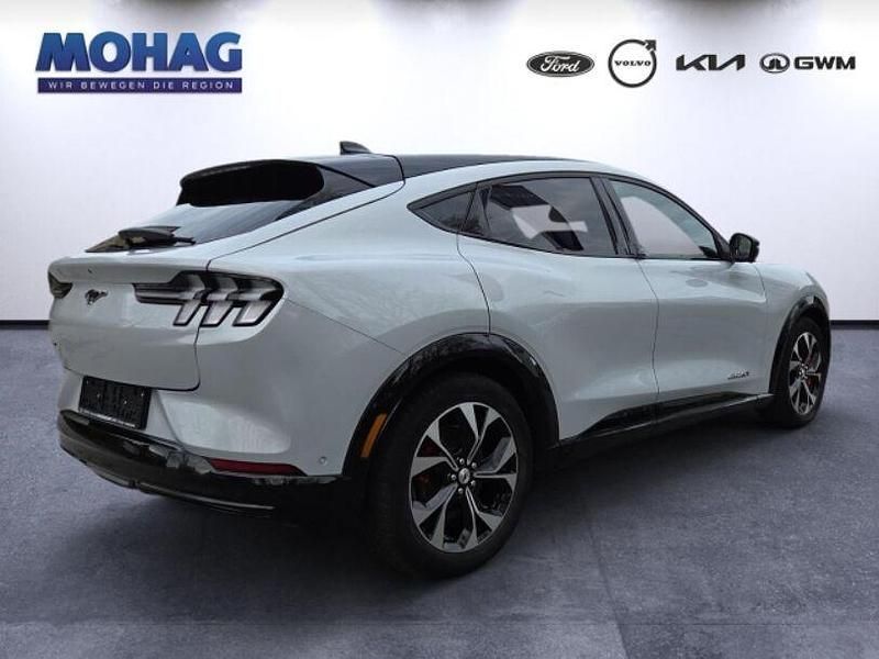 Gebraucht Ford Mustang Mach-E 258 kW (351 PS) 2021 Weiß SUV