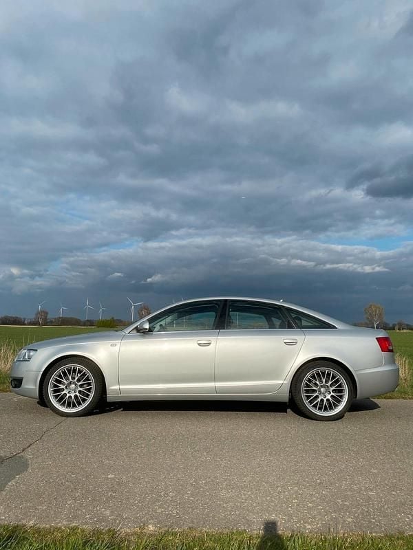 Silber Gebraucht 2007 Audi A6 Business Limousine | 10.100 € - Bild 1/4