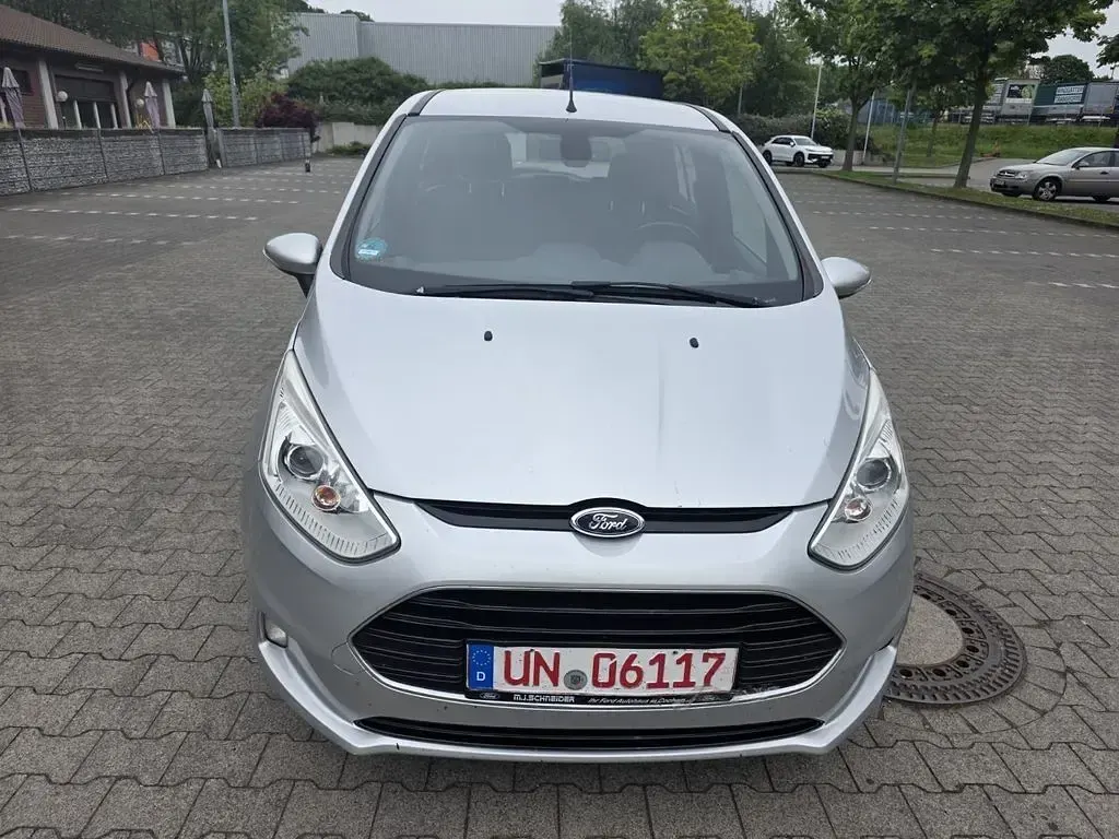 Occasion Ford B-MAX Titanium 95 ch (69 kW) 2015 Argent Monospace