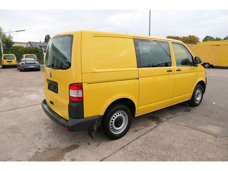 Gebraucht VW T5 84 PS (61 kW) 2013 Gelb (metallic) Van