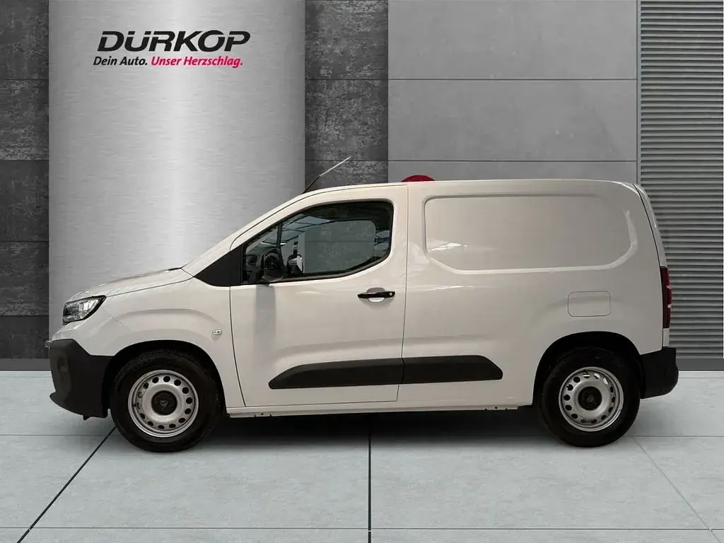Neu Peugeot E-Partner 100 kW (136 PS) 2025 Weiß Van / Kleinbus