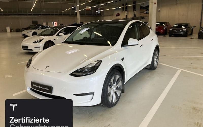 Gebraucht Tesla Model Y 273 kW (372 PS) 2023 Weiß SUV