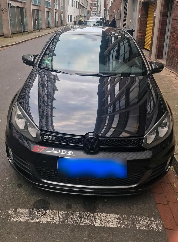 Gebraucht VW Golf VI GTI 210 PS (154 kW) 2010 Schwarz Kleinwagen