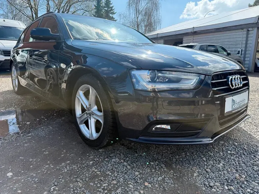 Second-hand Audi A4 Ambition 177 CP (130 kW) 2012 Albastru Break