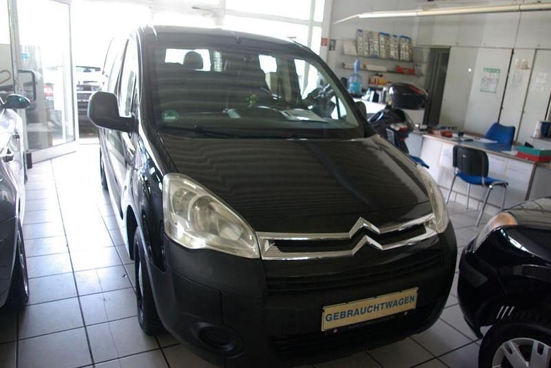 Onyx schwarz Gebraucht 2011 Citroën Berlingo Van / Kleinbus | 4.680 € (Fairer Preis) - Bild 1/4