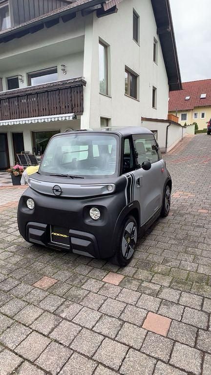 Grau Gebraucht 2022 Opel Rocks-e Rocks Kleinwagen | 7.999 € - Bild 1/4