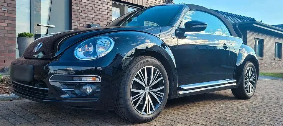 Gebraucht VW Beetle Sound 105 PS (77 kW) 2017 Schwarz Kleinwagen