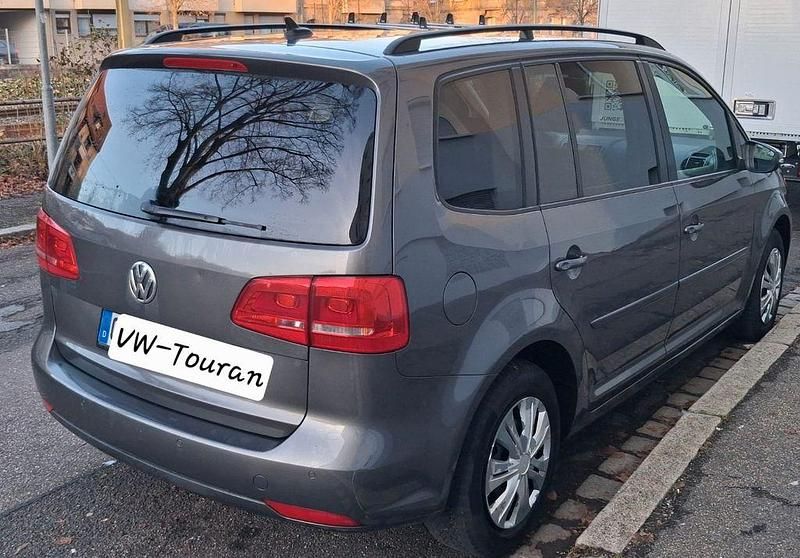 Gebraucht VW Touran Comfortline 105 PS (77 kW) 2012 Grau Van / Kleinbus