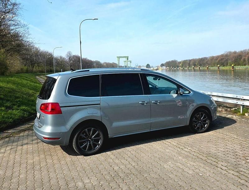 Gebraucht VW Sharan Highline 177 PS (130 kW) 2014 Van / Kleinbus