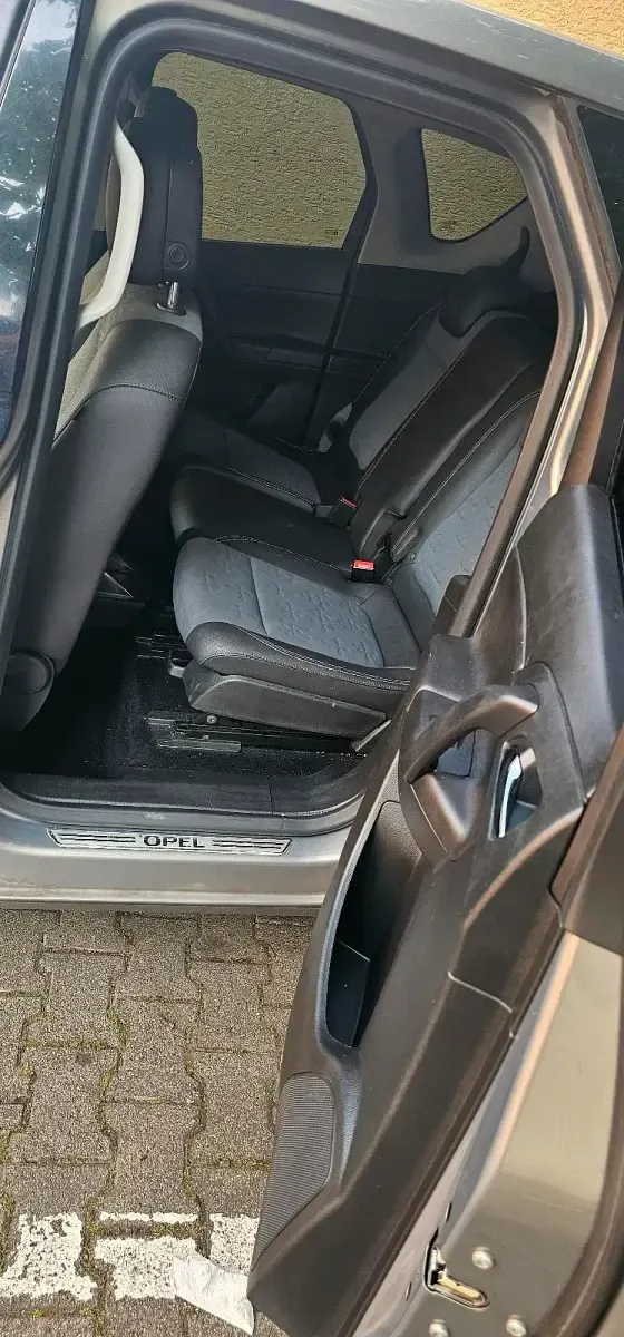 Gebraucht Opel Meriva 110 PS (80 kW) 2011 Braun Van / Kleinbus