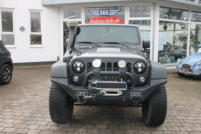 Gebraucht Jeep Wrangler Unlimited Rubicon 200 PS (147 kW) 2017 Grau SUV