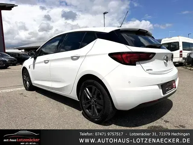 Gebraucht Opel Astra 131 PS (96 kW) 2020 Weiß Limousine