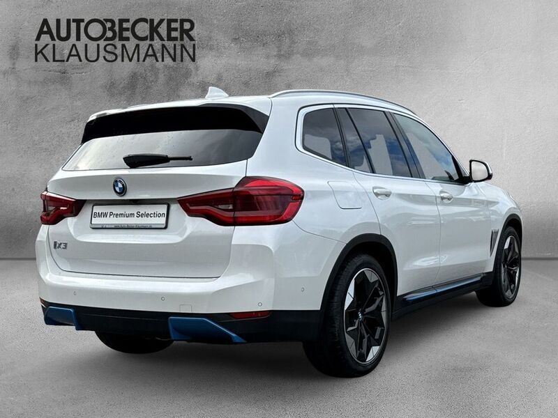 Gebraucht BMW iX3 Impressive 210 kW (286 PS) 2021 Weiss SUV