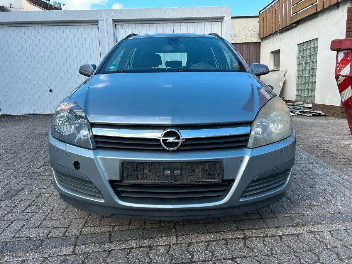 Gebraucht Opel Astra 101 PS (74 kW) 2006 Grau Kombi