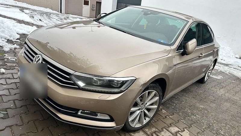 Gebraucht VW Passat 239 PS (175 kW) 2016 Braun Limousine