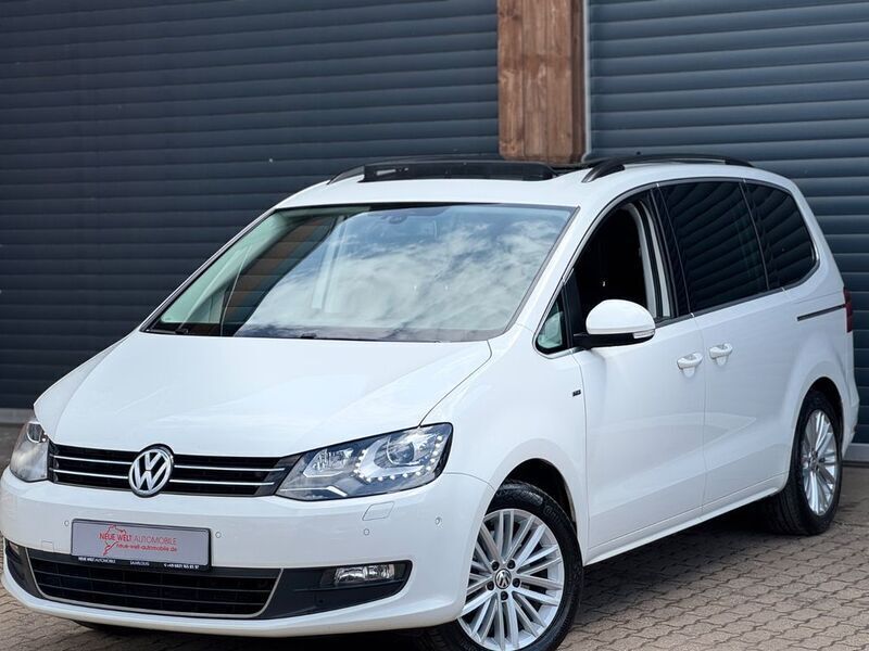 Weiß Gebraucht 2015 VW Sharan Cup Van / Kleinbus | 16.490 € (Fairer Preis) - Bild 1/4