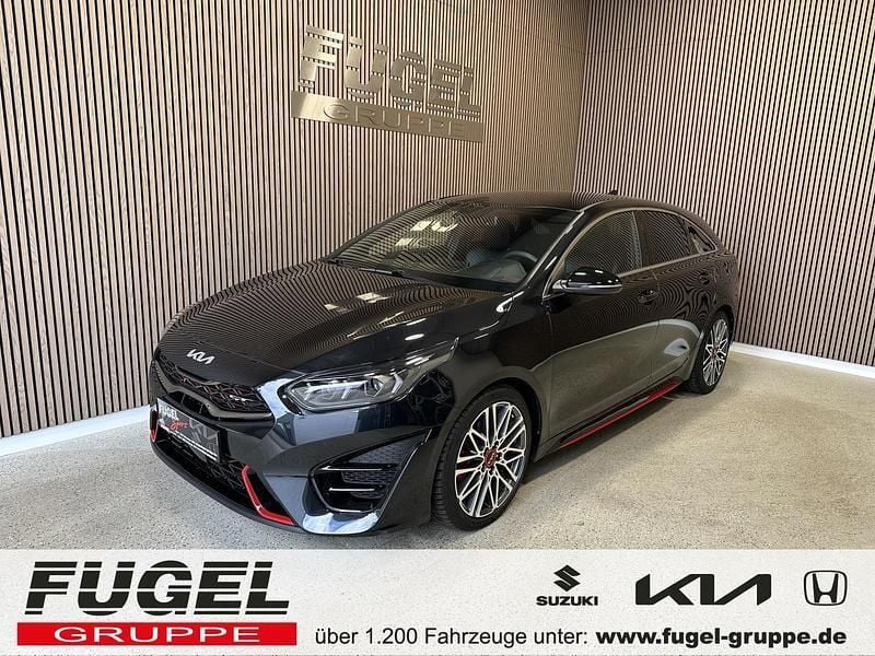 Zilinaschwarz met. Gebraucht 2021 Kia ProCeed Comfort Kleinwagen | 24.968 € (Guter Preis) - Bild 1/4