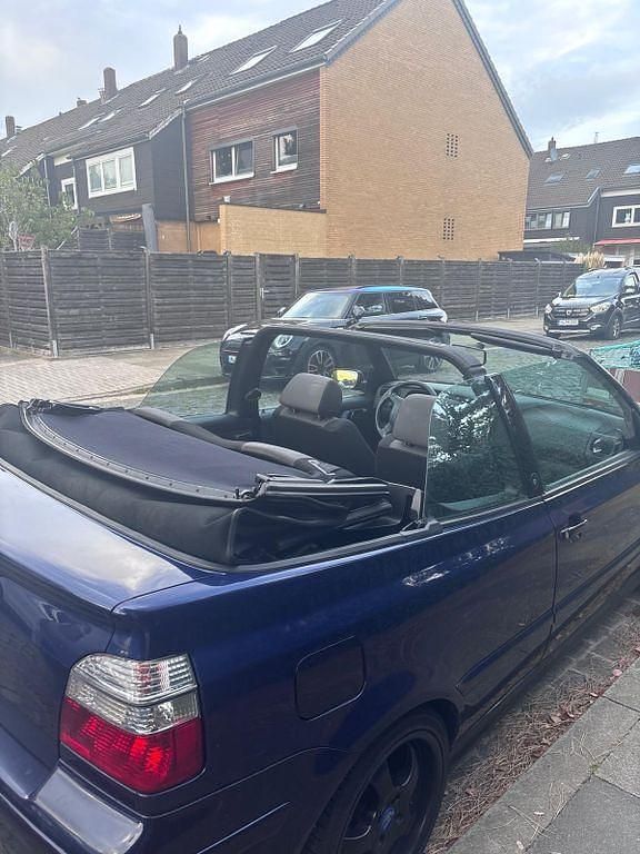 Blau Gebraucht 2000 VW Golf Cabriolet Cabrio | 1.999 € (Guter Preis) - Bild 1/4